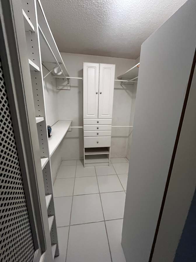luis villalta's room