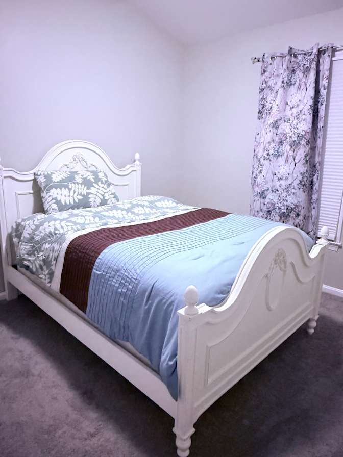 Daphine's room