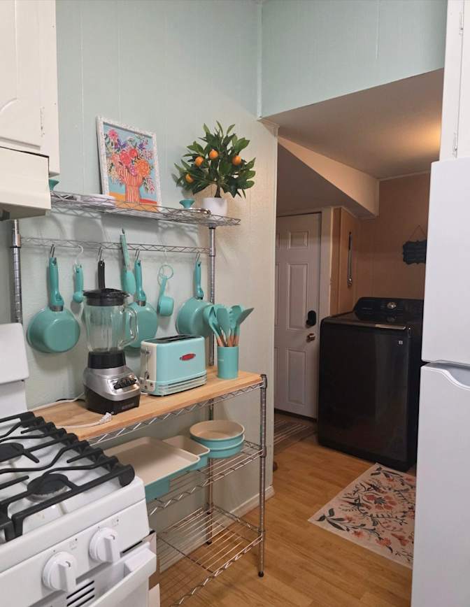 April Kathleen Hille's room