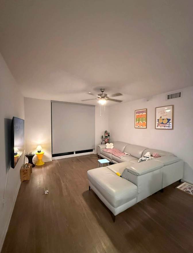JiJi's room