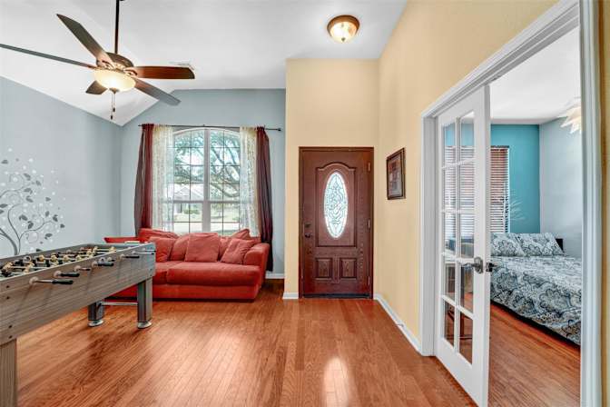 Bob's room