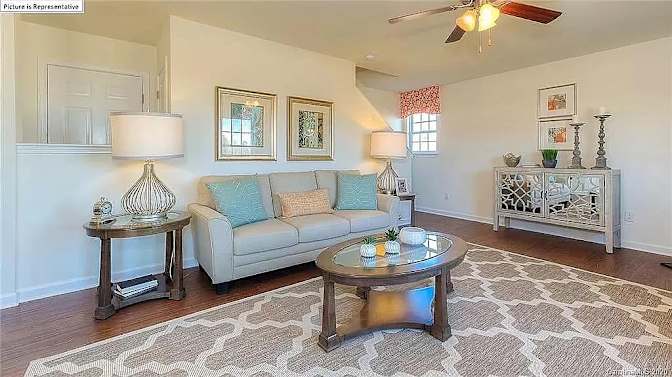 Alcove Rooms's room