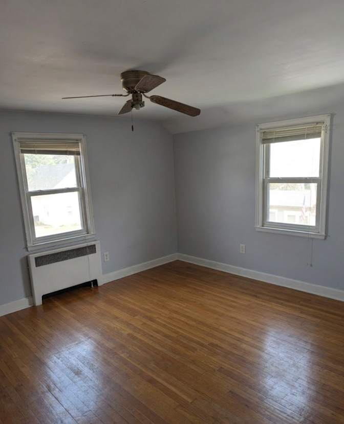 ridge's room