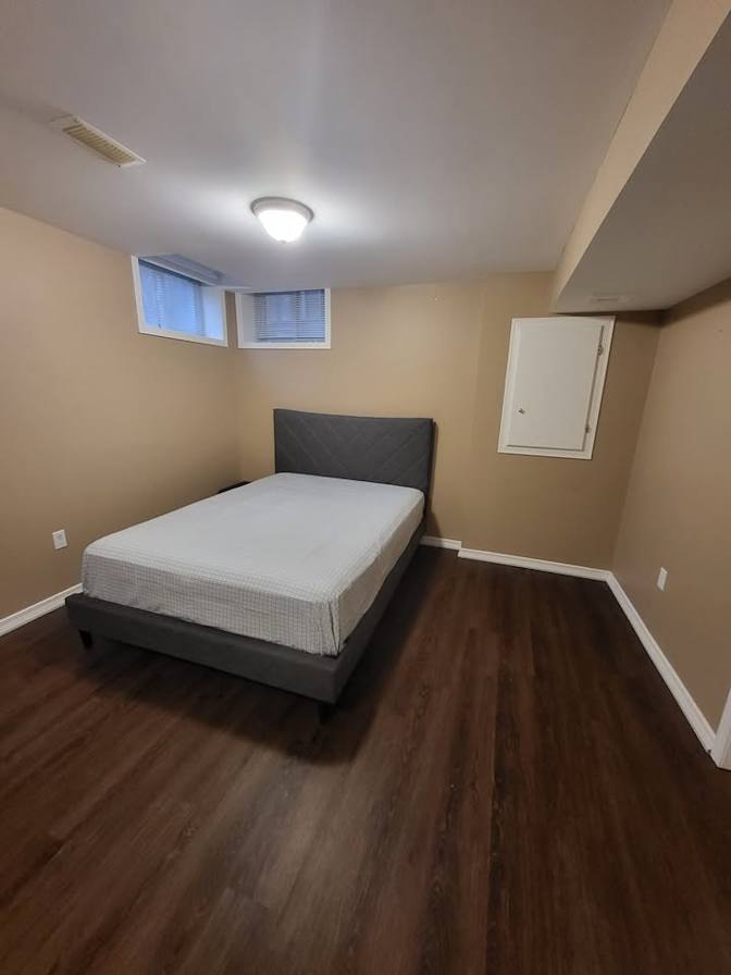 Toan's room