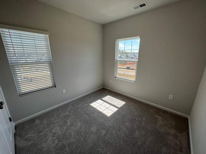 Alcove Rooms's room