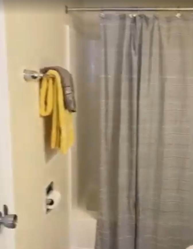 Tanou's room