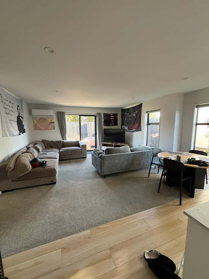 Luca Souloglou's room