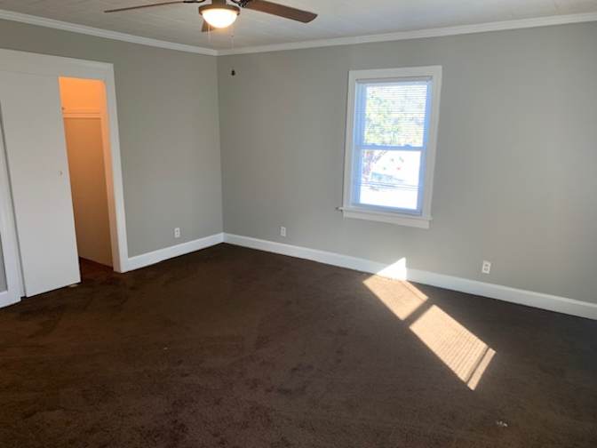 Alcove Rooms's room