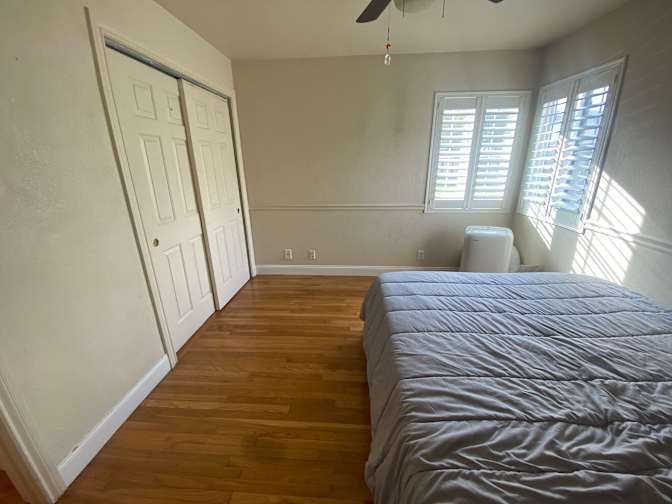 Angelo's room
