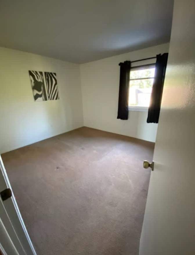 Nicole's room