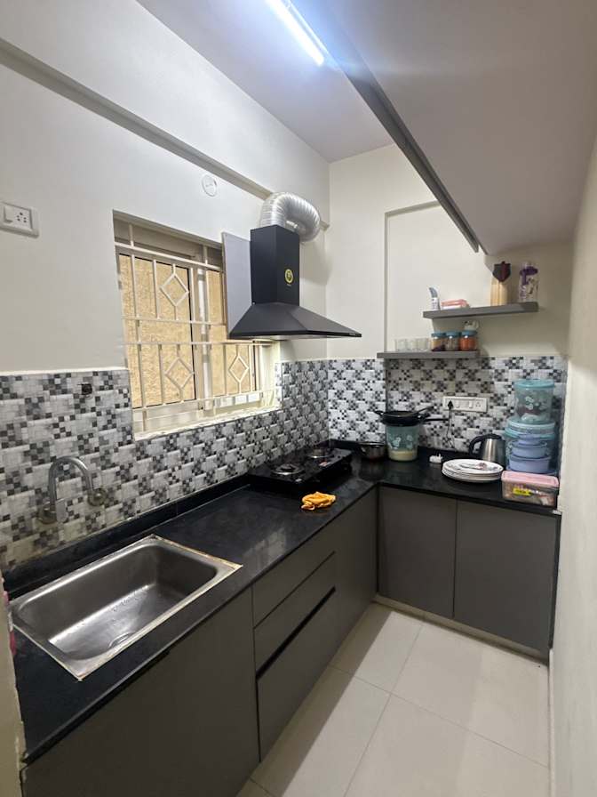Aju's room