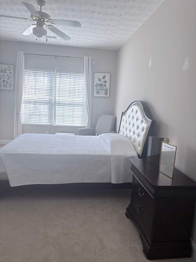 Carmen's room