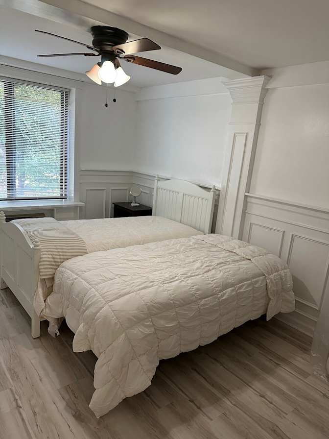 Suzanne's room