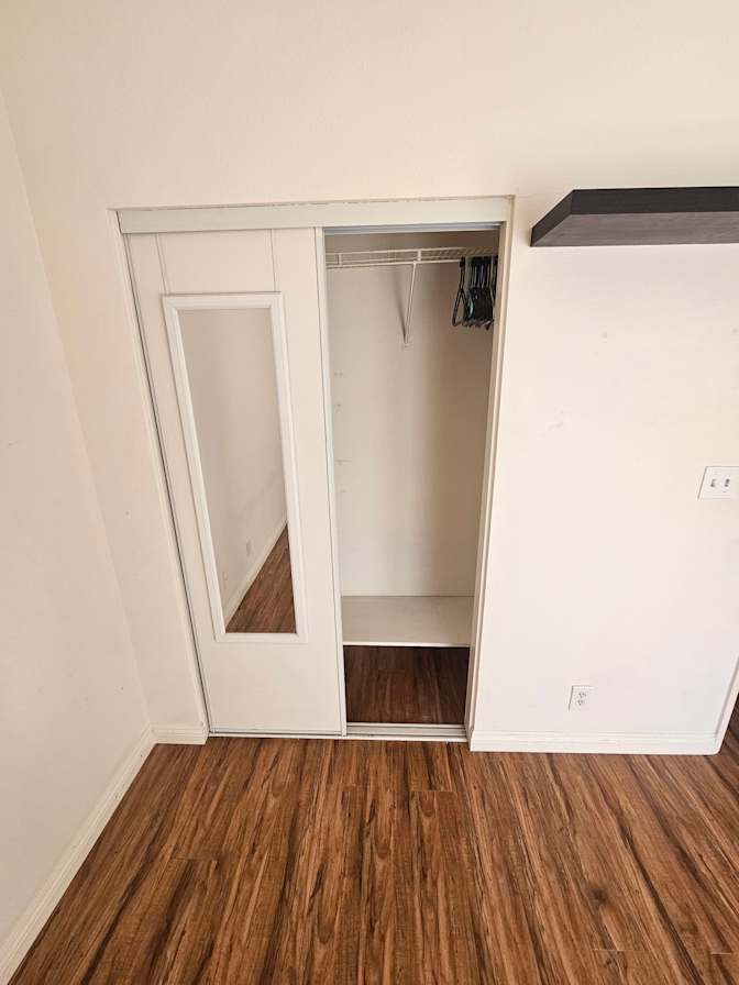 Eric Broberg's room