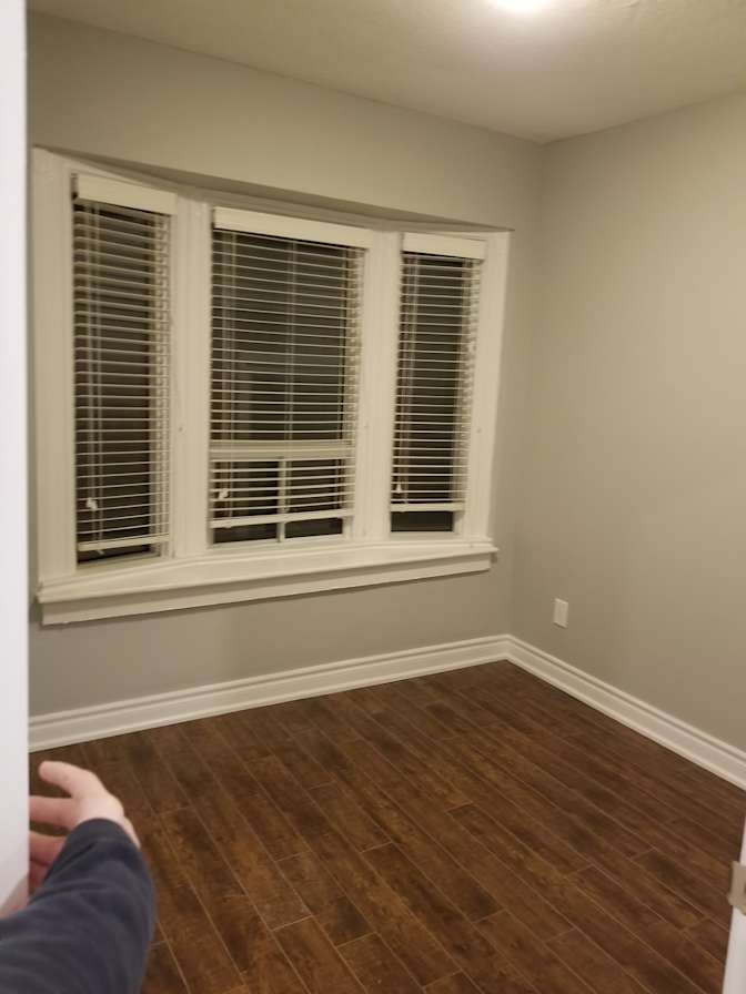 Daniel Neamtu's room