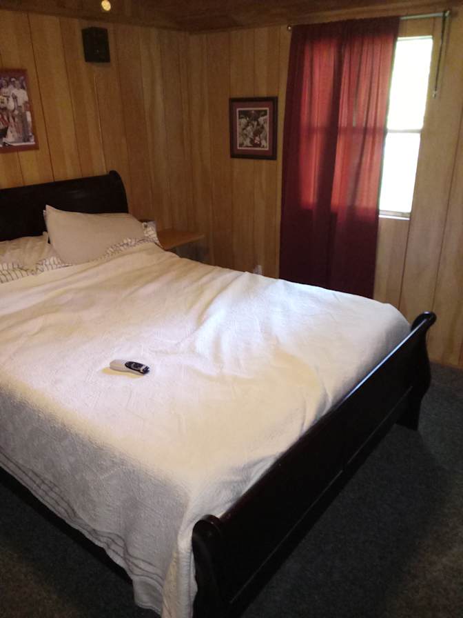 Bob's room