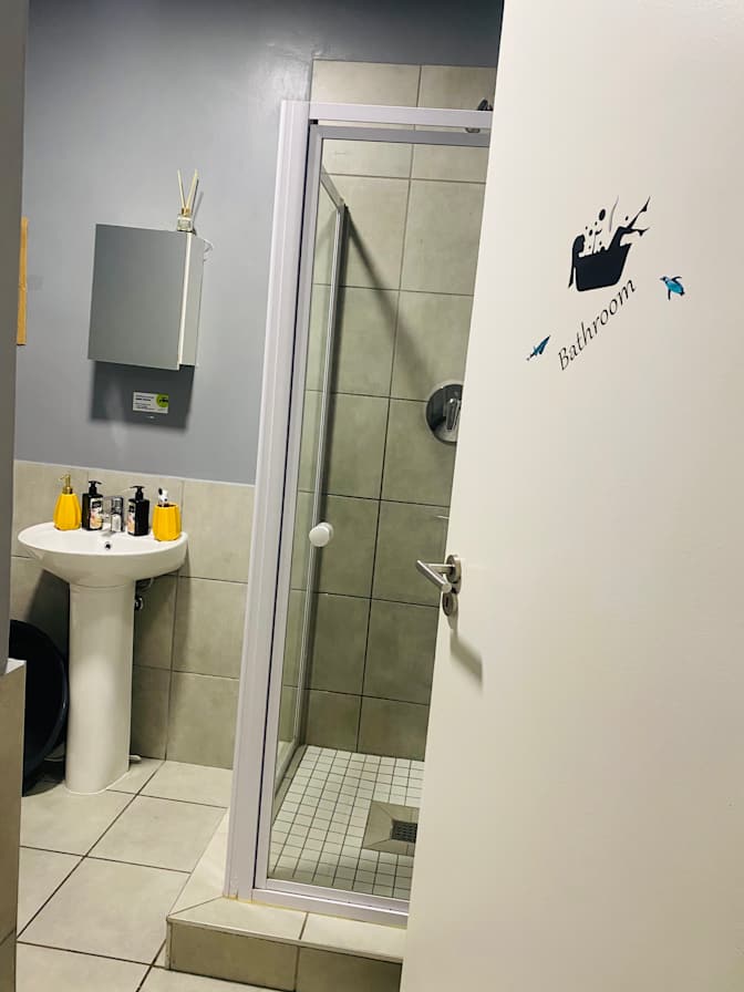 Sibusisiwe's room