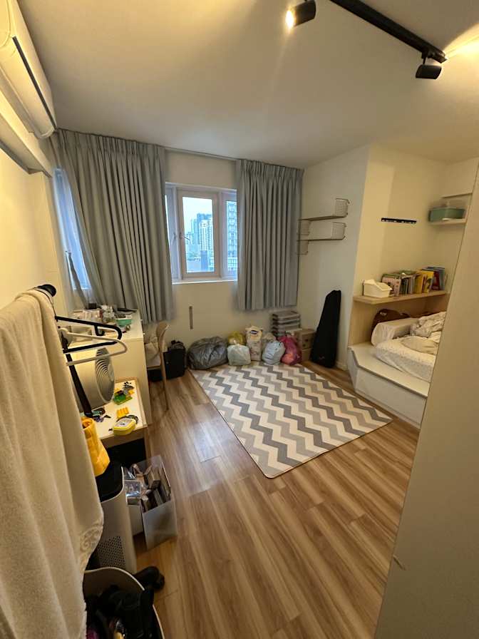 Peter's room