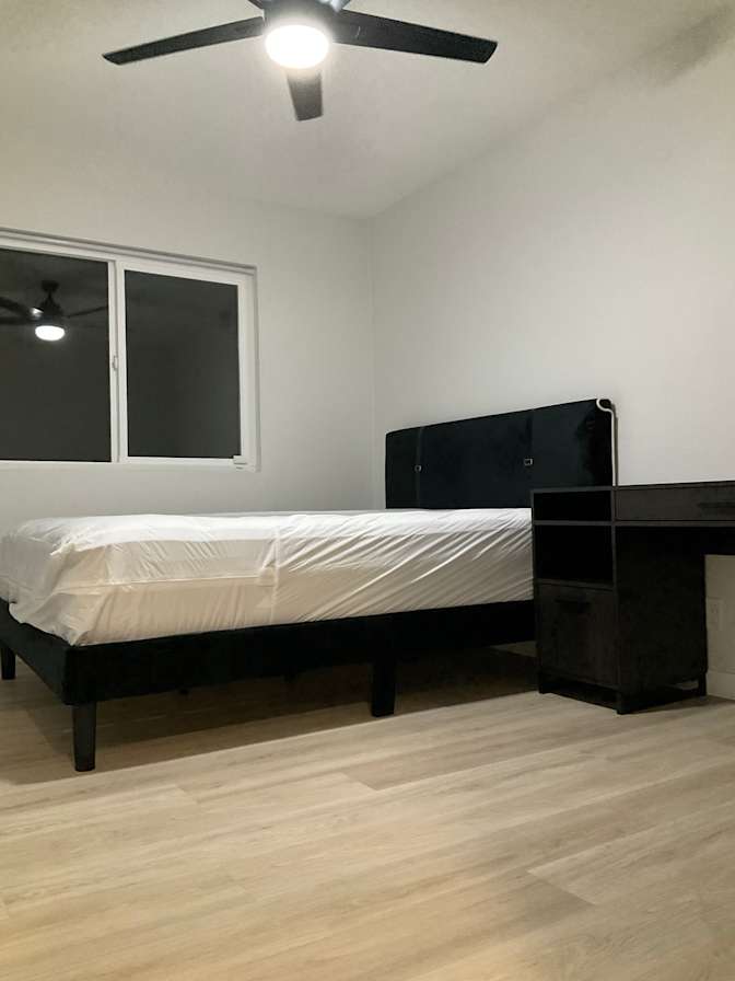Oreon's room