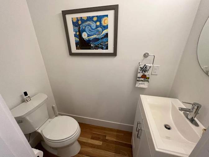 Alcove Rooms's room