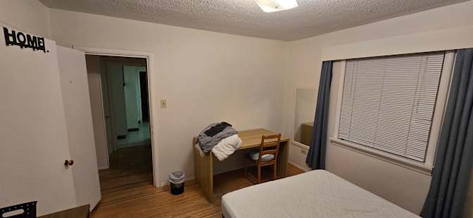 Felipe's room