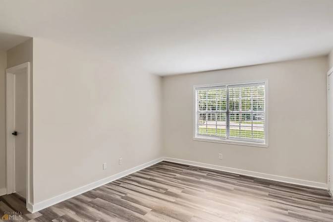 Alcove Rooms's room
