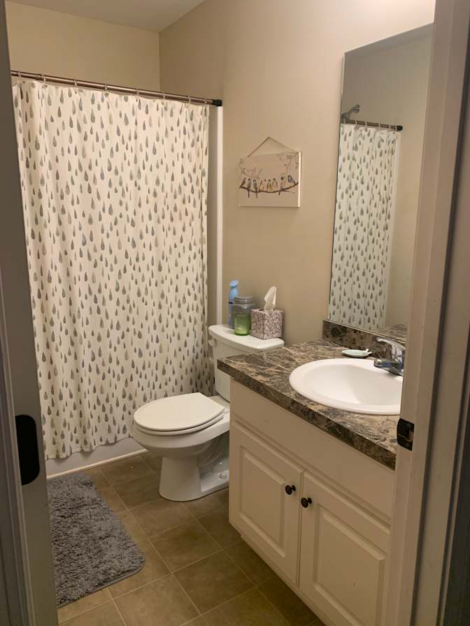 Carol Beth Mills's room