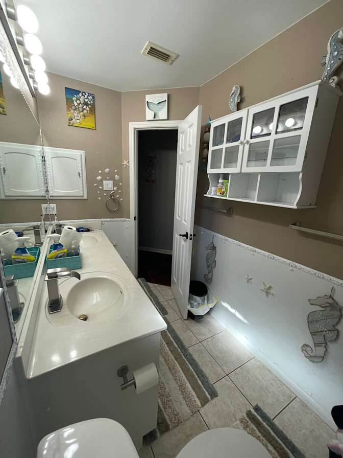 Diana's room