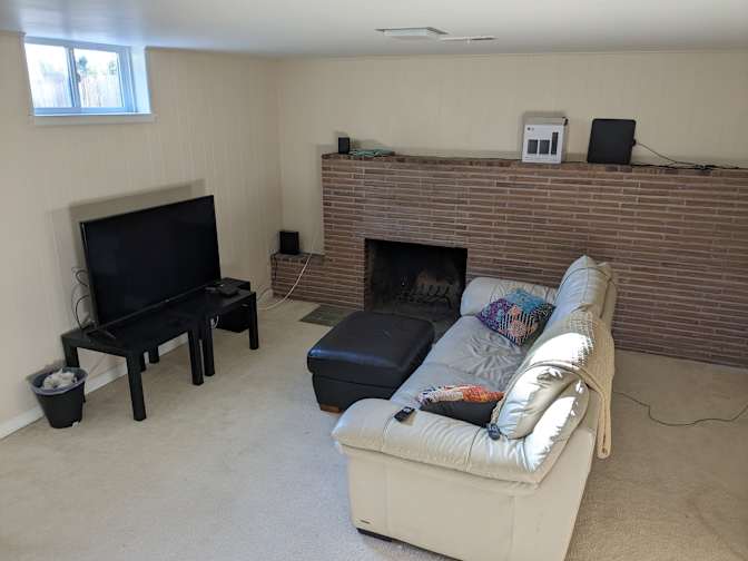 Ben Dose's room