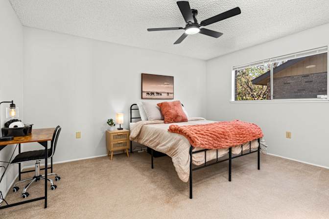 Bicoastal Holdings's room