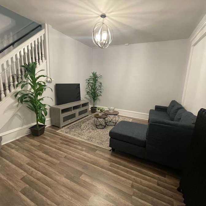 Tina Ramone's room