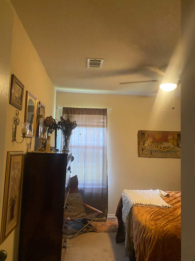 bailey's room
