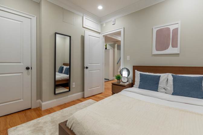 Sam June's room