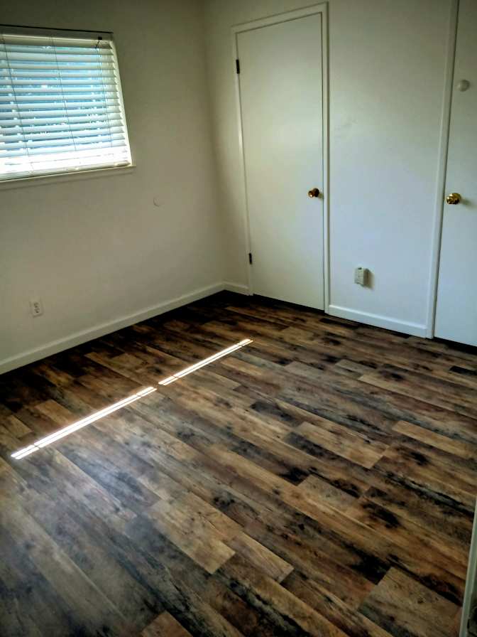 Mele's room