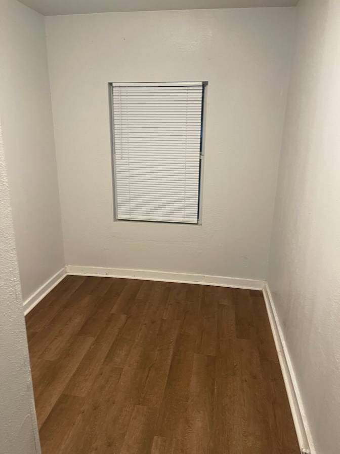 Bola's room