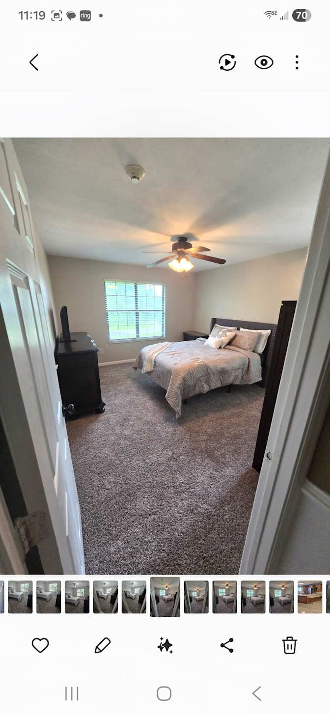Tavaris's room