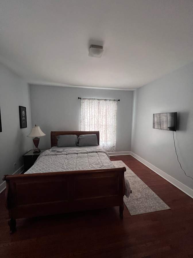 Alcove Rooms's room