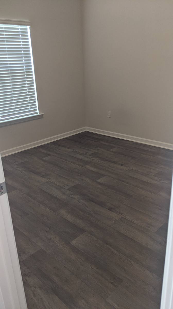 Dee's room