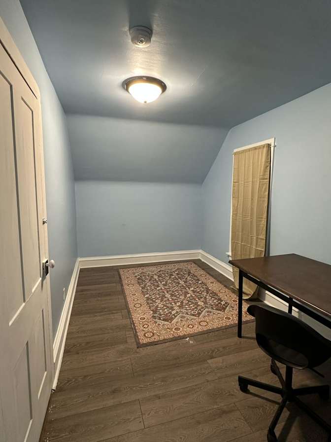 Samuel's room