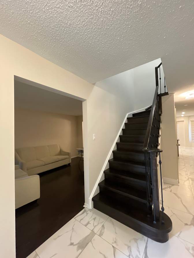 Vameesha Patel's room