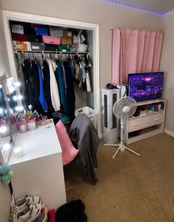 Niah's room