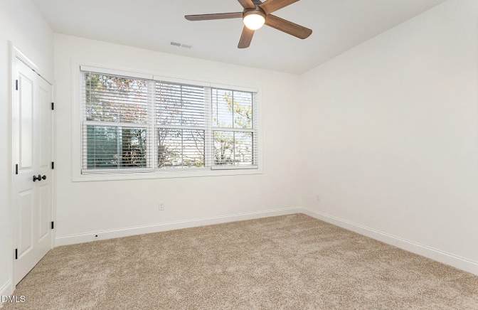 Alcove Rooms's room