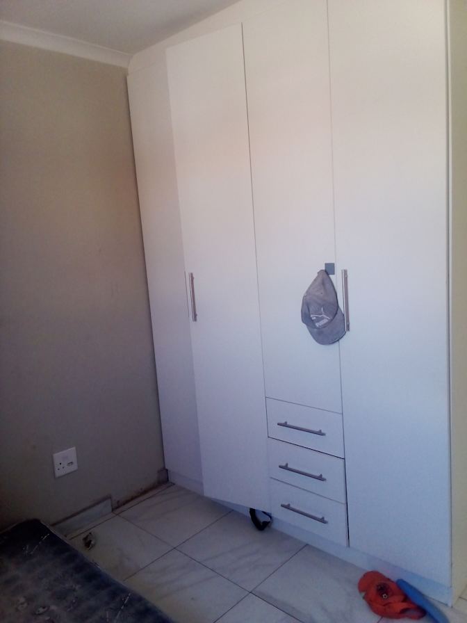 Sips's room