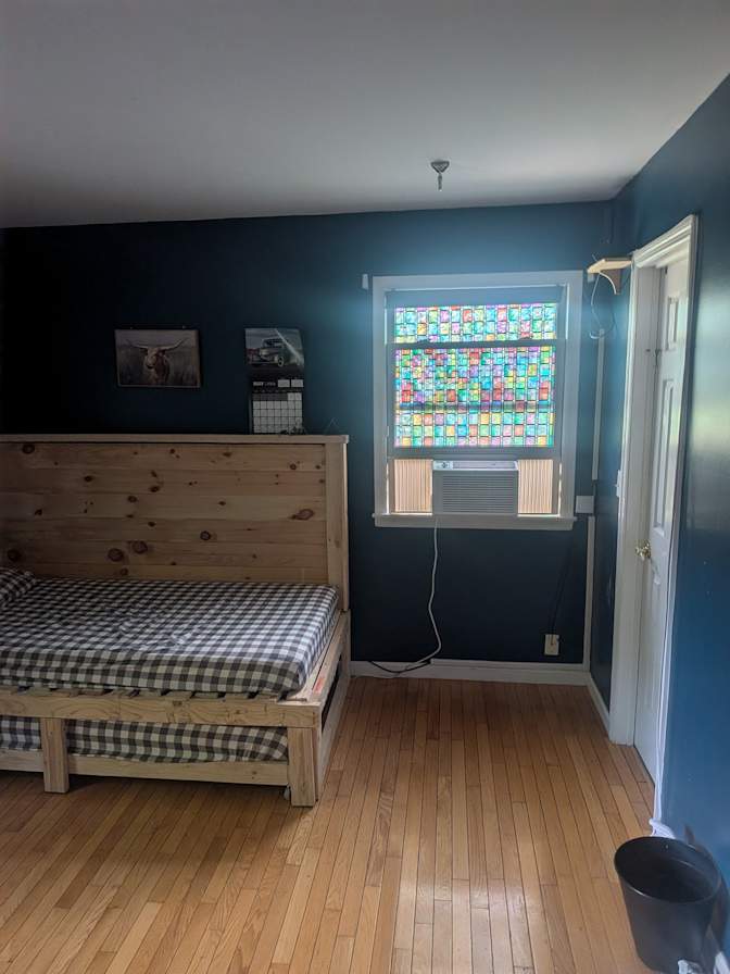 Valeria's room