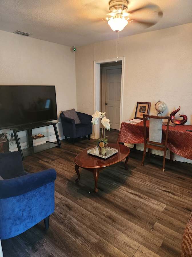 Always Welcome's room