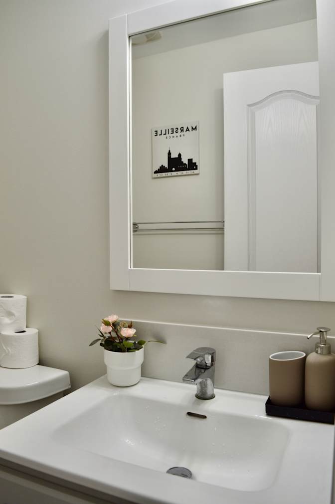 Johnny and Hao's room