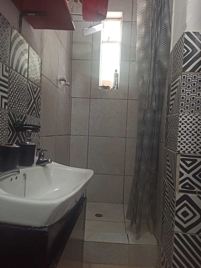 Vuyelwa's room
