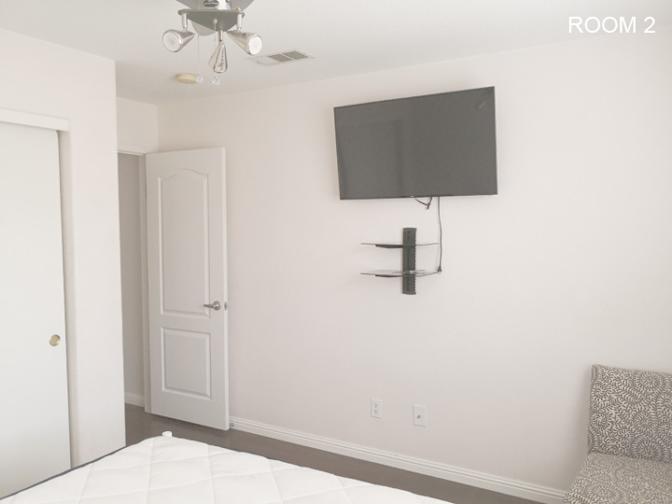 Liz's room