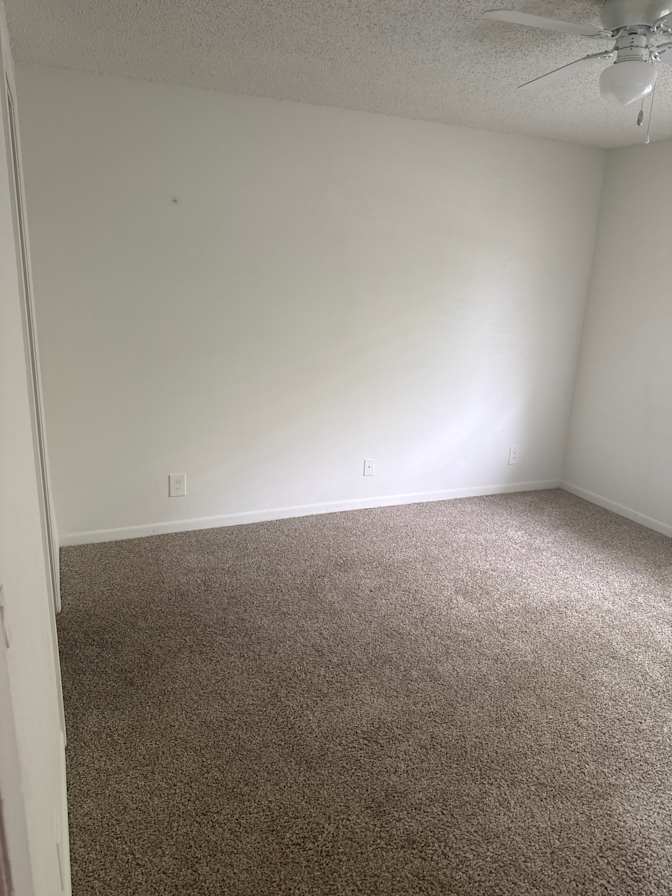 Vanesa Gonzales's room