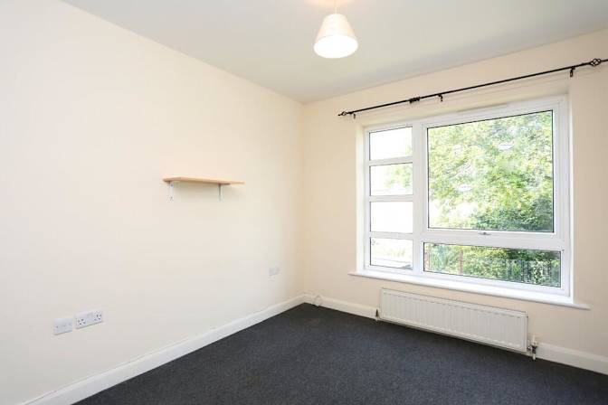 sam's room